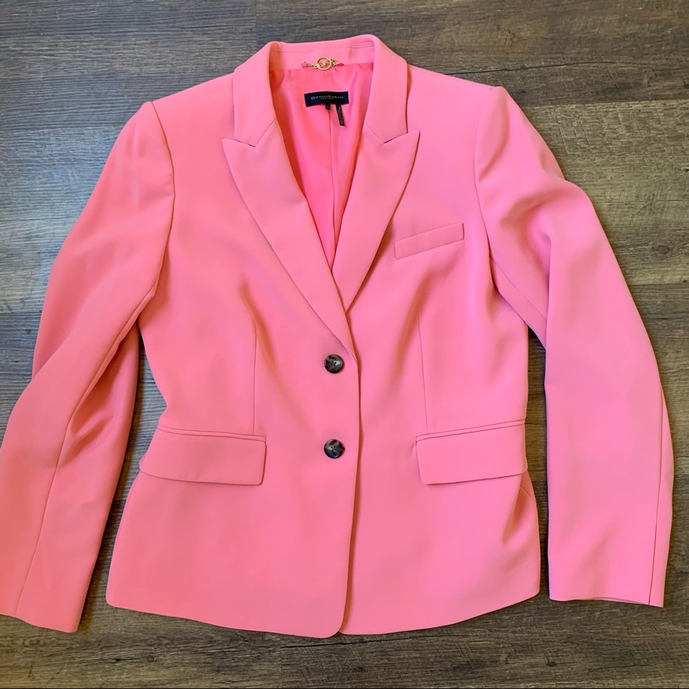 Donna Karan 2 Button Blazer 12